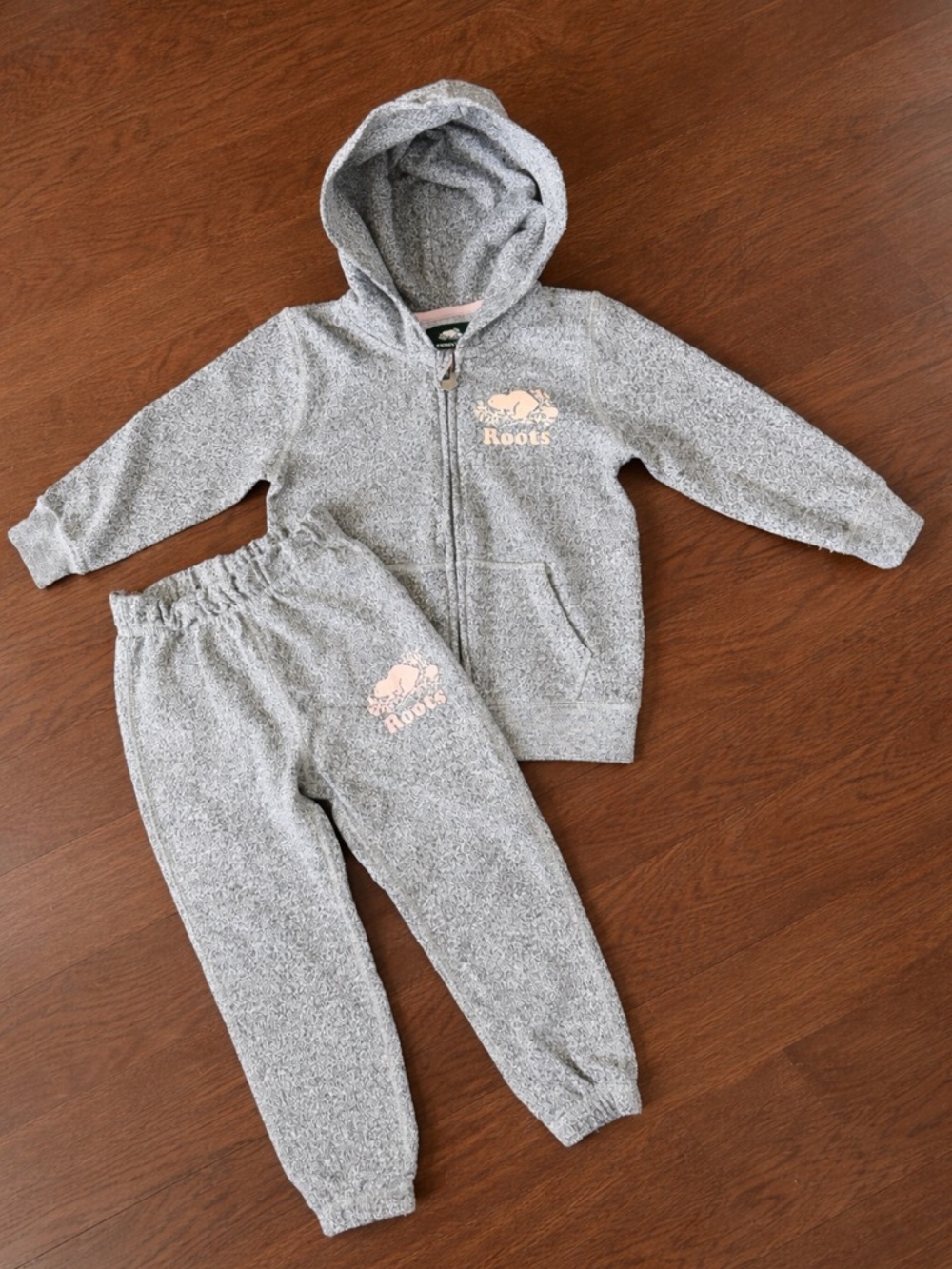 ROOTS Salt & Pepper Hoodie & Jogger Set 3T (1 Available)